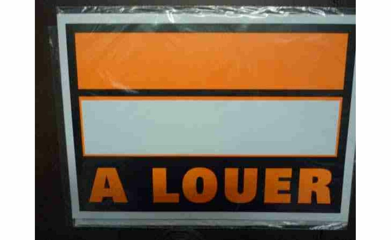 Affiche à louer